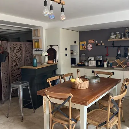 Casa Di L'isai 6 Personnes Nyaraló *