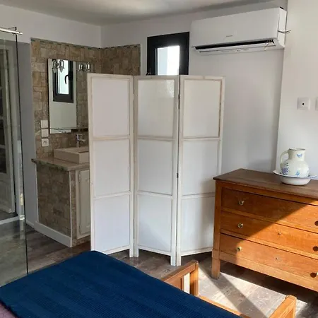 Casa Di L'isai 6 Personnes Nyaraló Pietracorbara